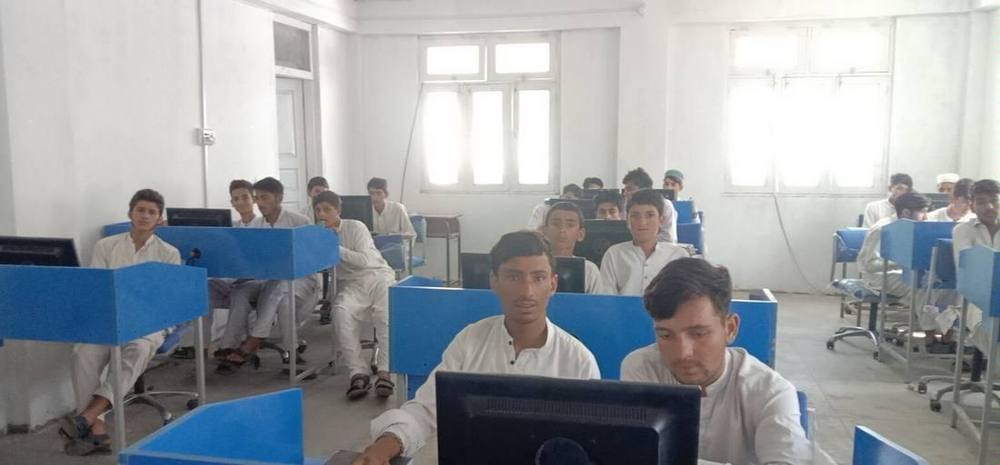First steps in MS Paint — IT Lab, GHS Jijal