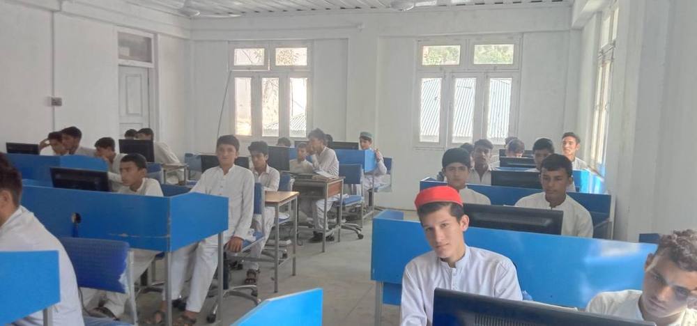 Presenting on the big screen — IT Lab, GHS Jijal